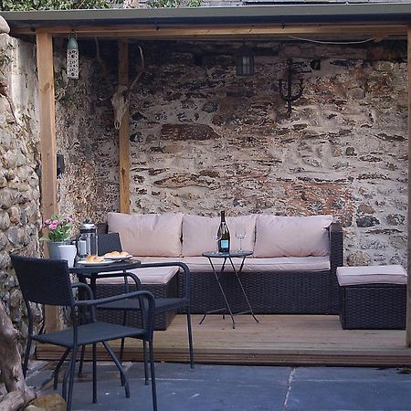 Ty Del - Beautiful Home In Tywyn Buitenkant foto