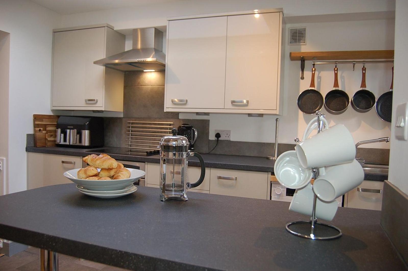 Ty Del - Beautiful Home In Tywyn Buitenkant foto