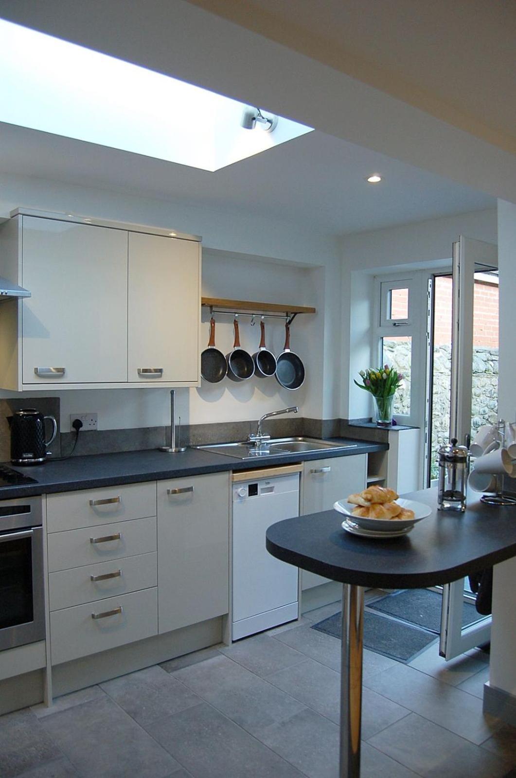 Ty Del - Beautiful Home In Tywyn Buitenkant foto